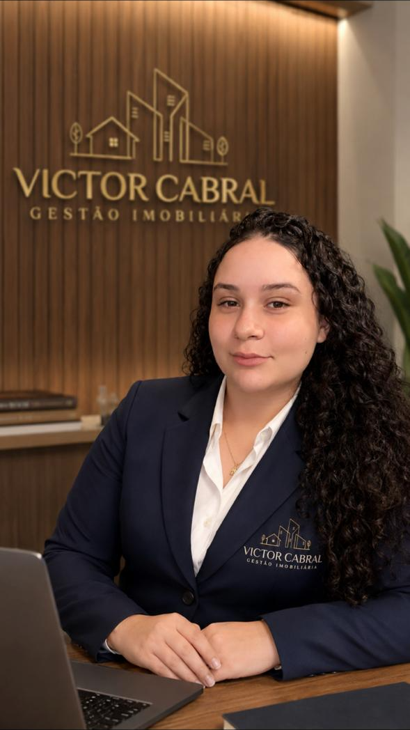 Foto de Beatriz Lima, Atendimento ao Cliente da VCGI